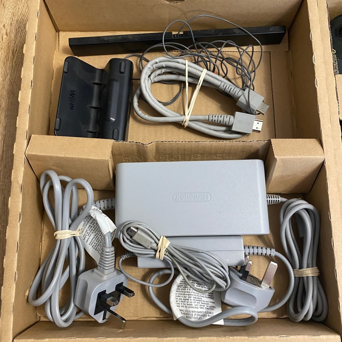 Buy Wii u Zelda console boxed -@ 8BitBeyond